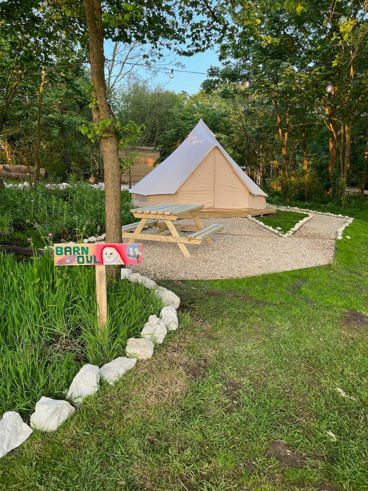 Готель Glamping At Camp Corve Chale Екстер'єр фото